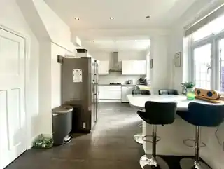 14 Wilmer Way, photo 4