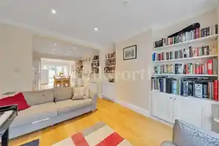 140 Cleveland Gardens, photo 3