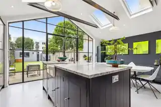 140 Ramsden Road, photo 3