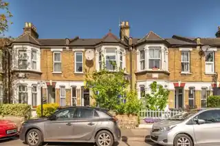 140 Richmond Road, photo 2