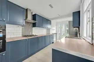 140 Woodside Road, photo 2