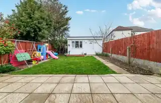 143 Northdown Road, photo 3
