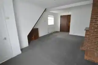 145 Beam Avenue, photo 4