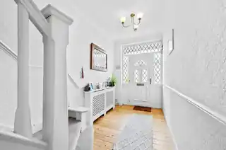 145 Elm Walk, photo 3