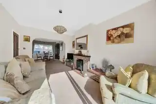 145 Glenesk Road, photo 2