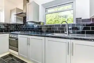 145, Julien Court, Regency Walk, photo 3