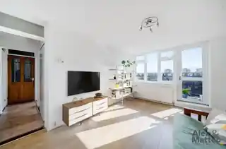 145 Layard Square, photo 2