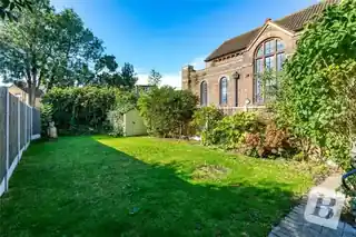 145 Mawney Road, photo 4