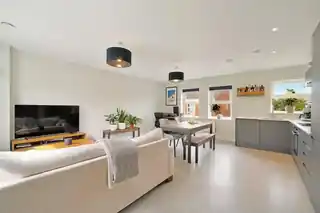 145C Windmill Road, photo 2