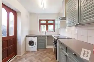 146 Kingshill Avenue, photo 3