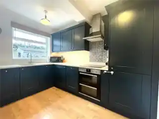 146 Northdown Road, photo 2