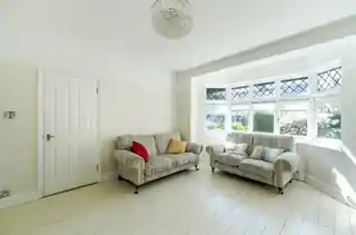 146 Princes Gardens, photo 3