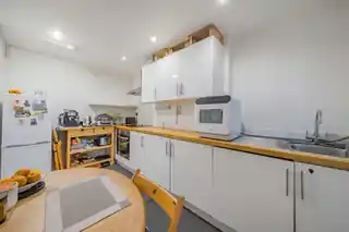 146A Erlanger Road, photo 2