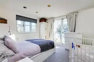 147 Brompton Park Crescent, photo 4