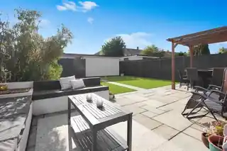 147 Green Lane, photo 3