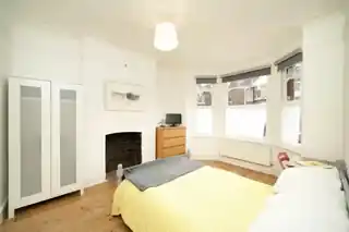 147 Valetta Road, photo 4
