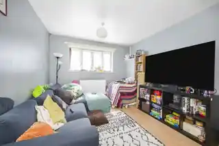 147 Walnut Road, photo 3