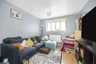 147 Walnut Road, photo 2
