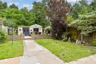 148 Hamilton Avenue, photo 2