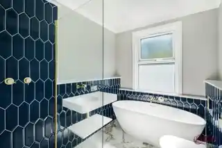 148 Tottenhall Road, photo 2