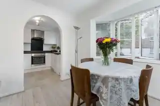 149 Autumn Drive, photo 4