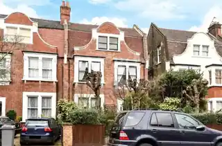 14A Harvist Road, photo 2