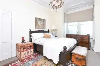 14A Harvist Road, photo 4