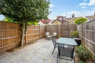14B Idmiston Road, photo 2