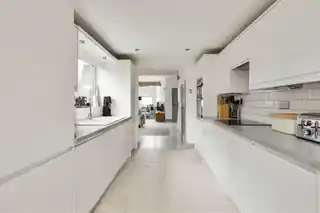 15 Albert Road, photo 3