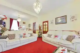 15 Amberley Road, photo 3