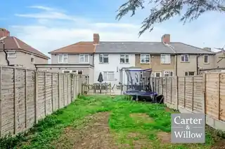 15 Amidas Gardens, photo 3