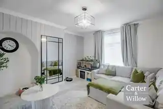 15 Amidas Gardens, photo 2