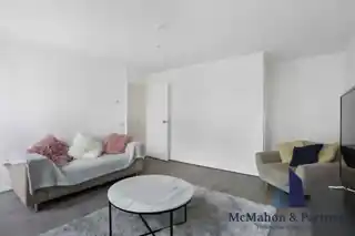 15 Amina Way, photo 2