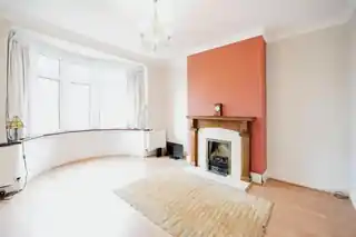 15 Ashmour Gardens, photo 4