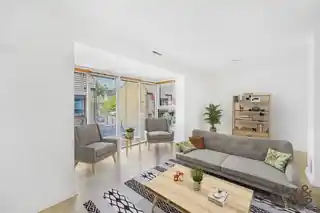 15 Canon Beck Road, photo 2