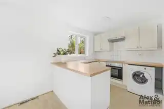15 Canon Beck Road, photo 4