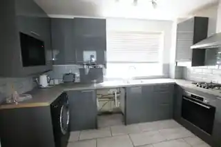 15 Castillon Road, photo 2