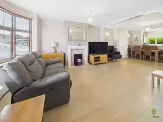 15 Clifton Road, photo 2