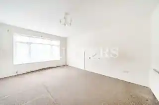 15 Digby Walk, photo 2
