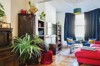 15 Felday Road, photo 2