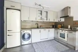 15 Girdlestone Walk, photo 2