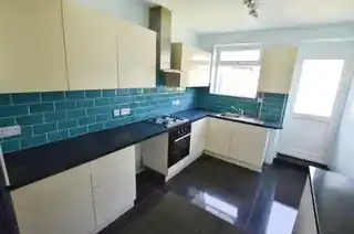15 Godbold Road, photo 3