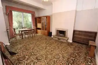 15 Hazeldene Road, photo 4