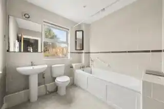 15 Hogarth Close, photo 4