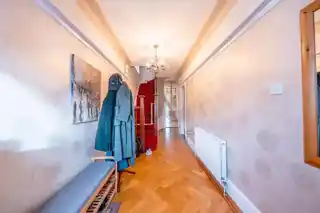 15 Hoodcote Gardens, photo 2
