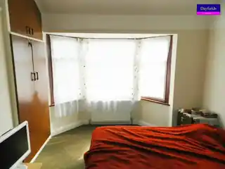 15 Hyde Way, photo 4