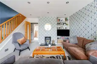15 Jillian Close, photo 4