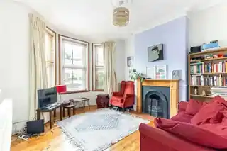 15 Lakefield Road, photo 2