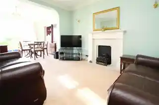 15 Margaret Drive, photo 4