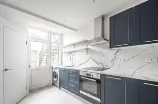 15 Marlborough Gardens, photo 4